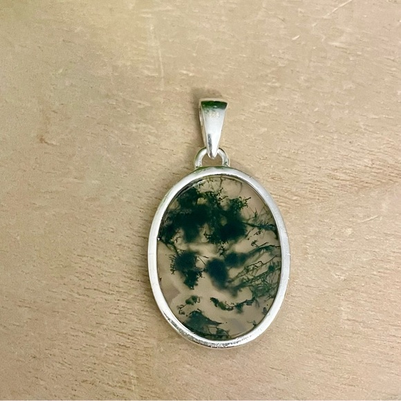 Moss Agate Solid Sterling Silver 925 Pendant - Picture 4 of 4